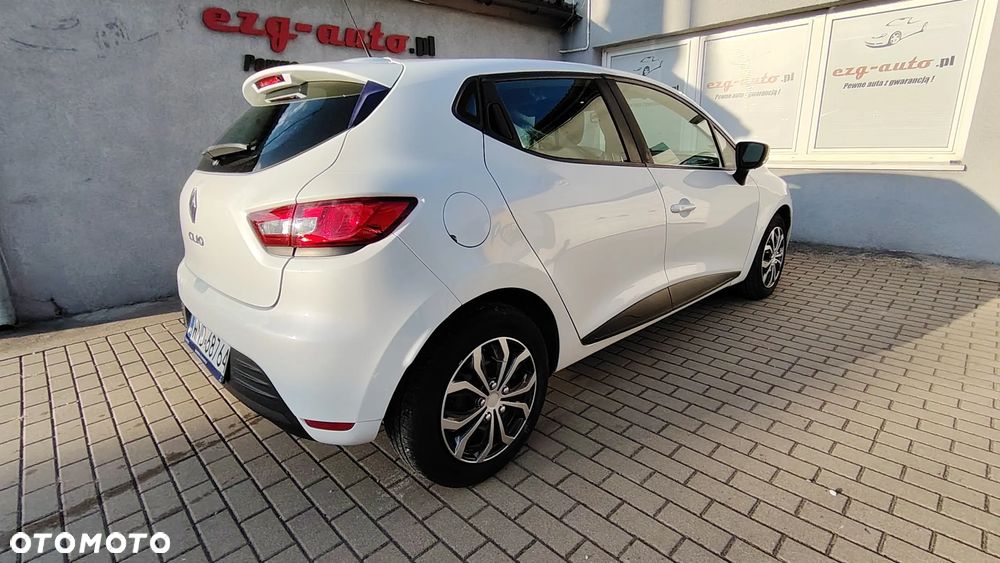 Renault Clio 1.2 16V Alize - 8