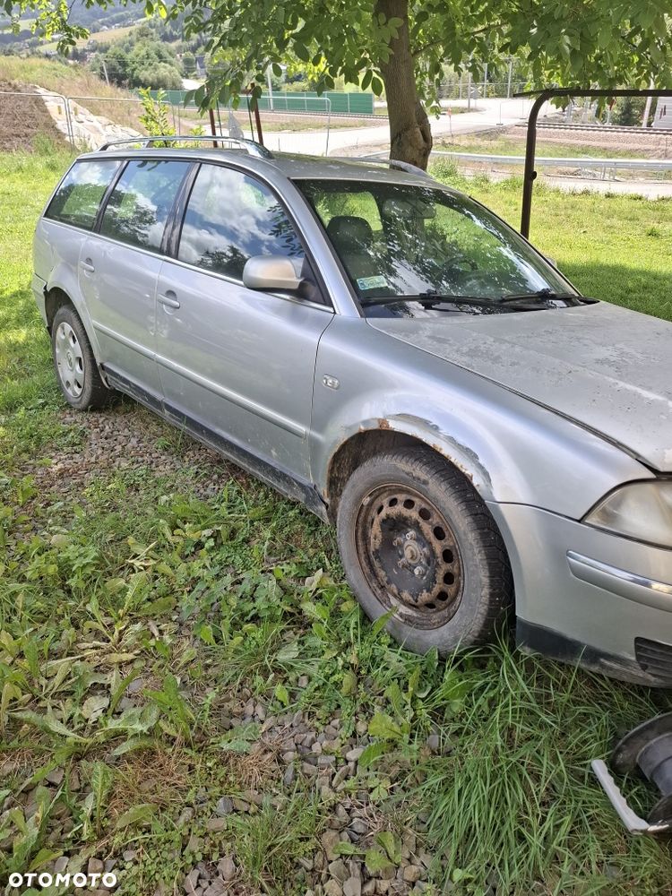 Volkswagen Passat - 2