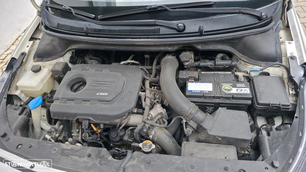 Hyundai i20 1.1 CRDi Access - 8