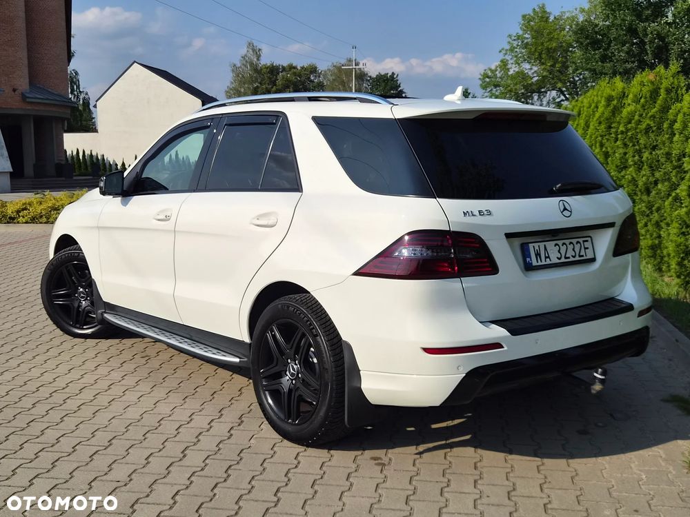 Mercedes-Benz ML 350 BlueTEC 4-Matic - 3