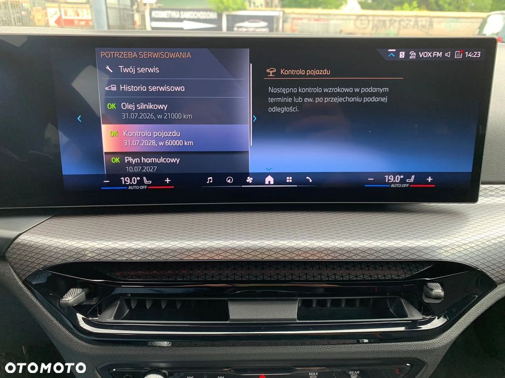 BMW Seria 3 330i xDrive M Sport - 16