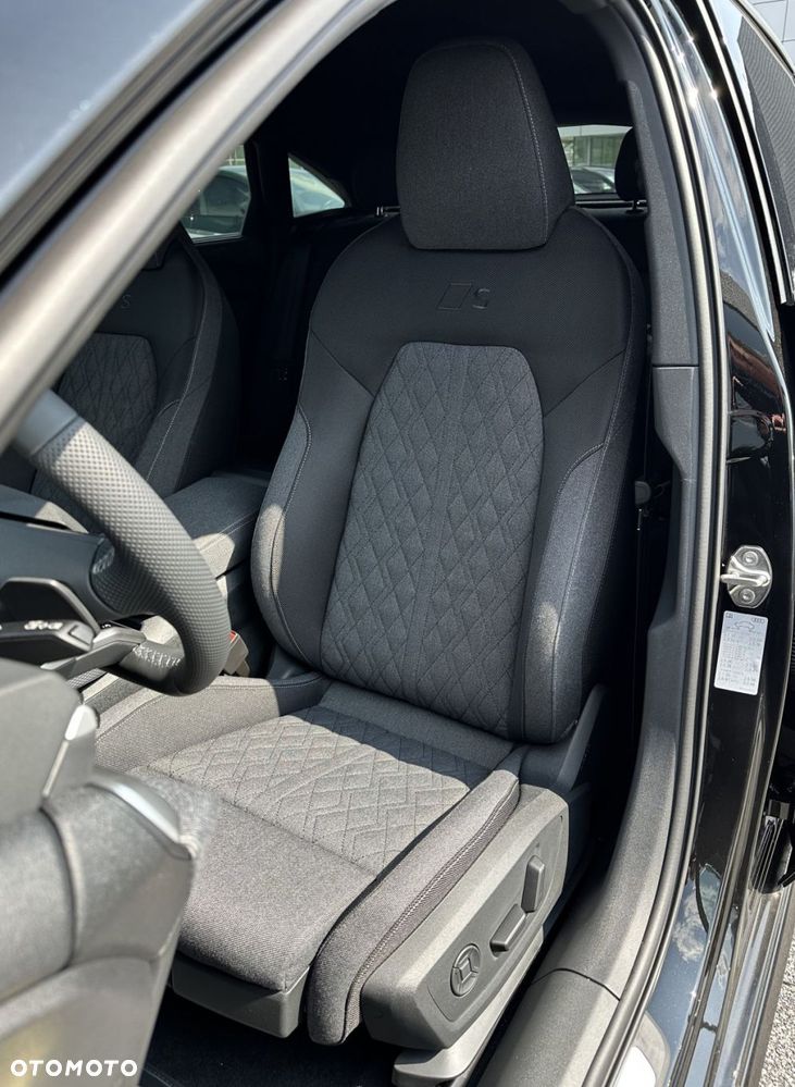 Audi A5 Limousine - 11