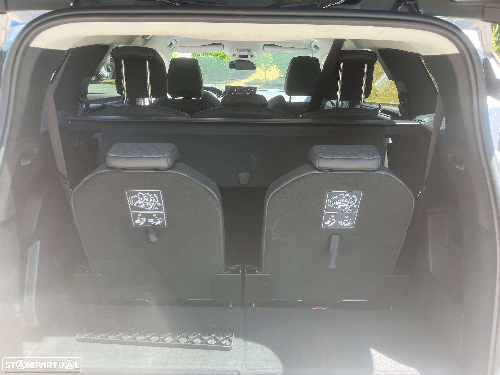 Peugeot 5008 1.5 BlueHDi Allure EAT8 - 9