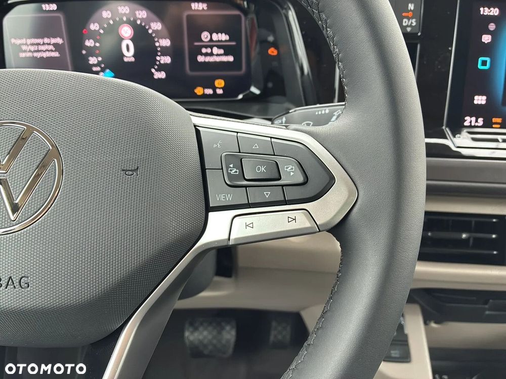 Volkswagen Multivan - 24