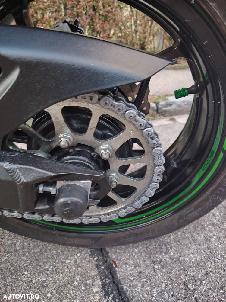 Kawasaki Z 900 - 17