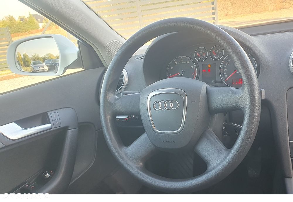 Audi A3 Sportback - 11