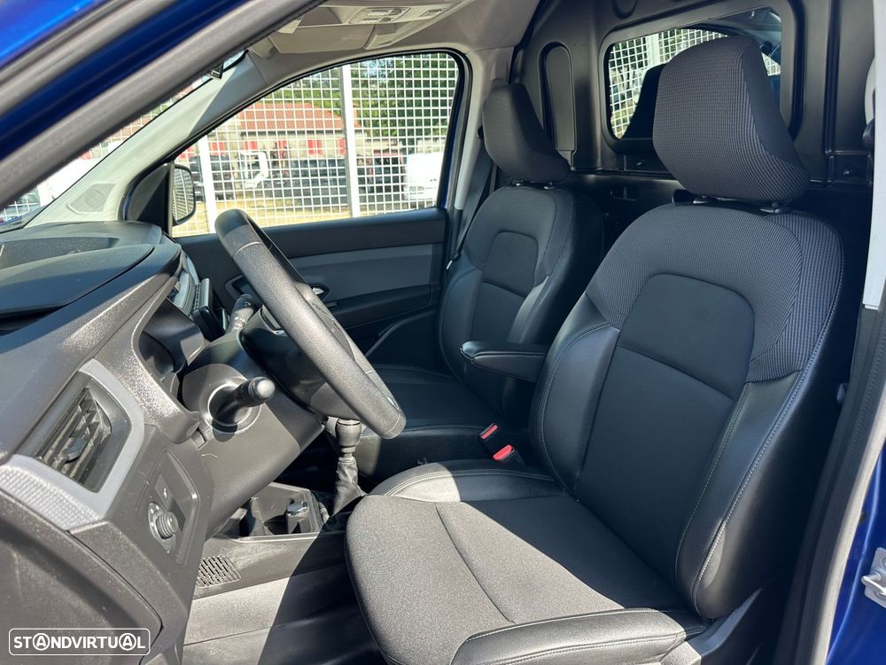 Renault Express 1.5 Blue dCi Advance - 12