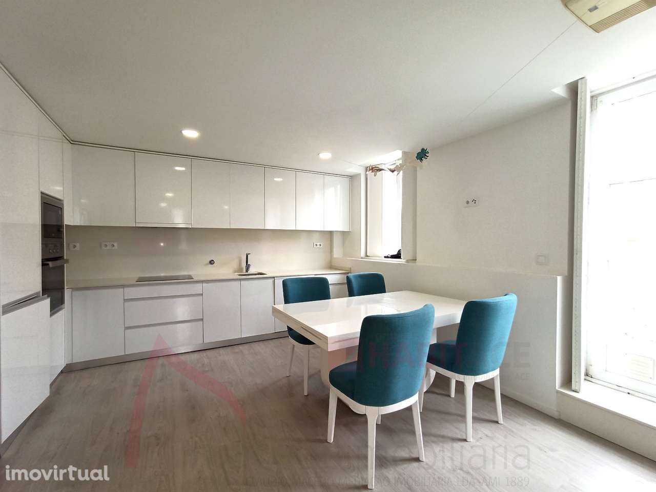 Apartamento T2 mobilado Centro Historico - Grande imagem: 2/21