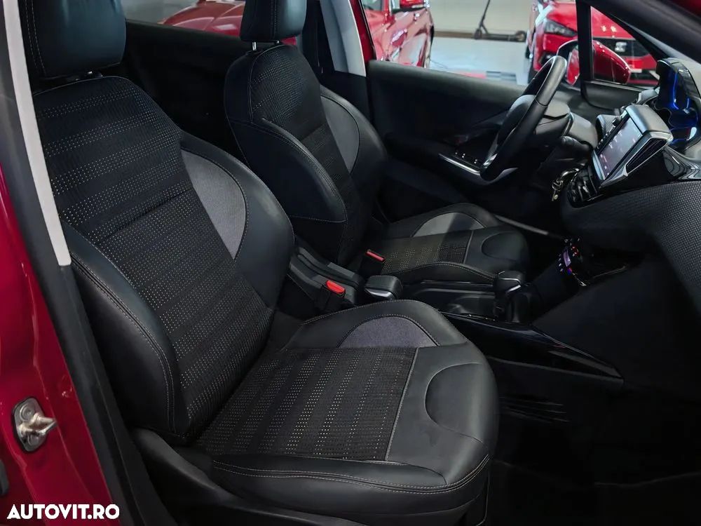 Peugeot 2008 1.2 PureTech Turbo EAT6 S&S Allure - 8