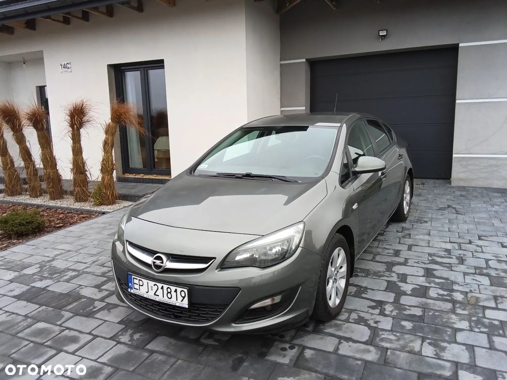 Opel Astra 1.6 Active - 12