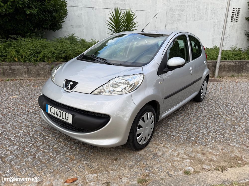 Peugeot 107 1.0 Active 2-Tronic - 1