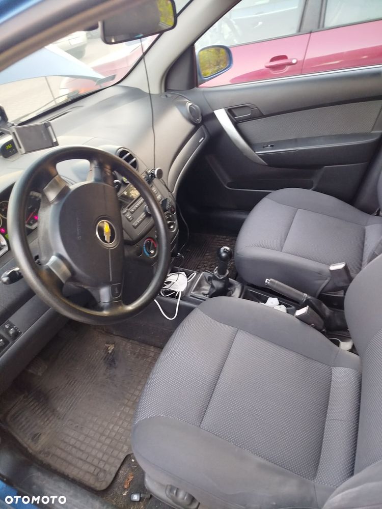 Chevrolet Aveo 1.2 16V Base+ - 4