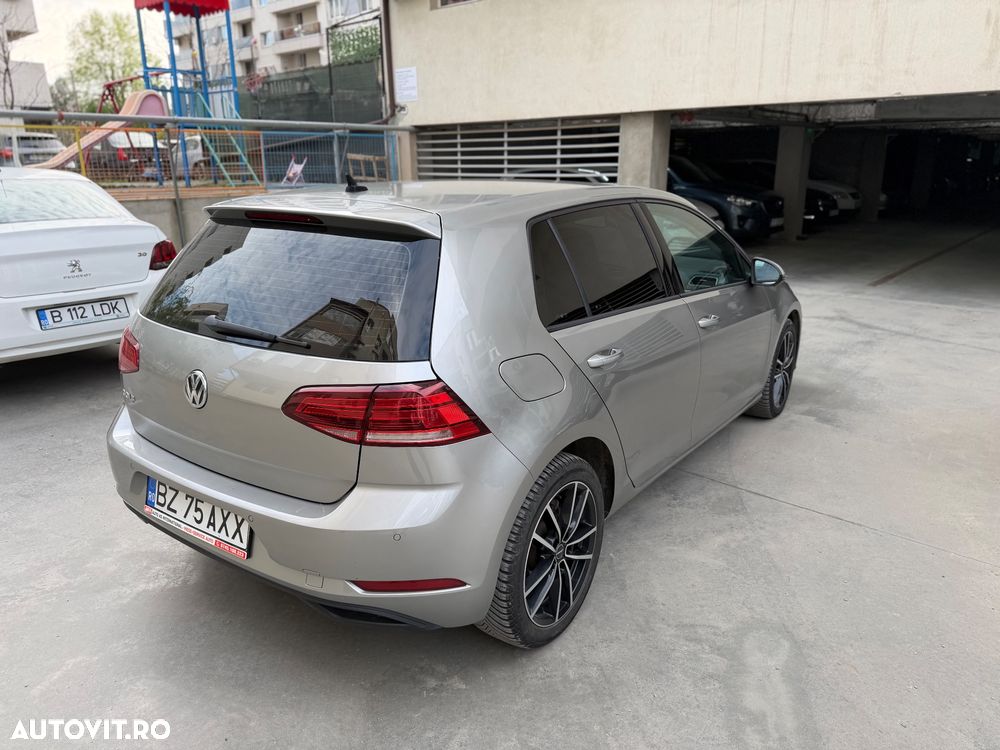 Volkswagen Golf 1.6 TDI Comfortline - 6