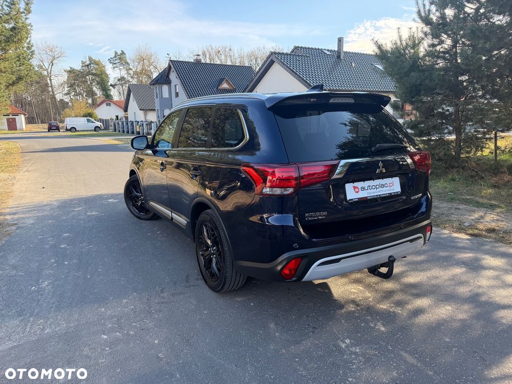 Mitsubishi Outlander 2.0 Instyle SDA 4WD CVT - 20