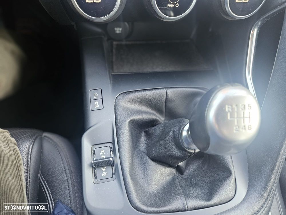 Jaguar E-Pace 2.0 i4D S - 35