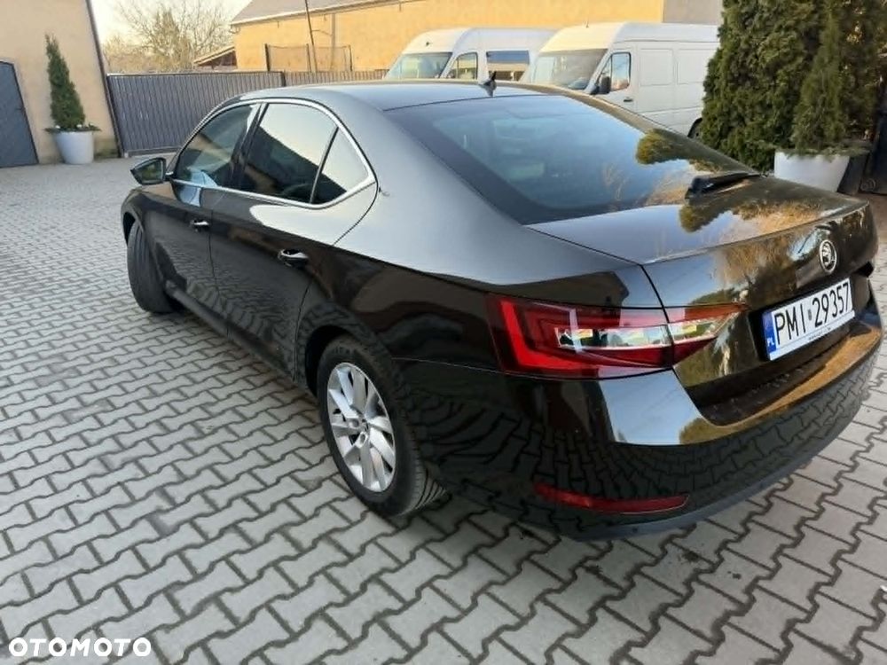 Skoda Superb 1.4 TSI ACT DSG Style - 7