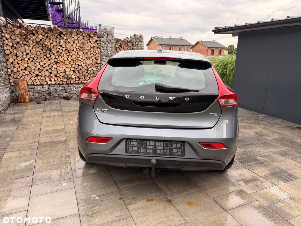 Volvo V40 - 9