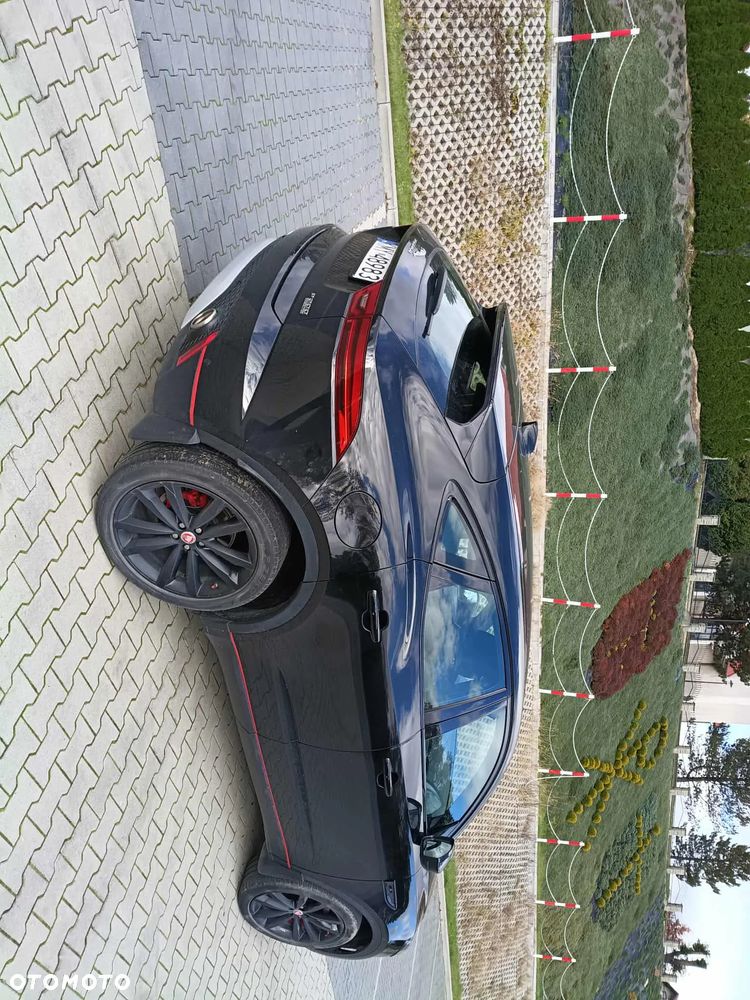 Jaguar E-Pace P200 AWD S - 5