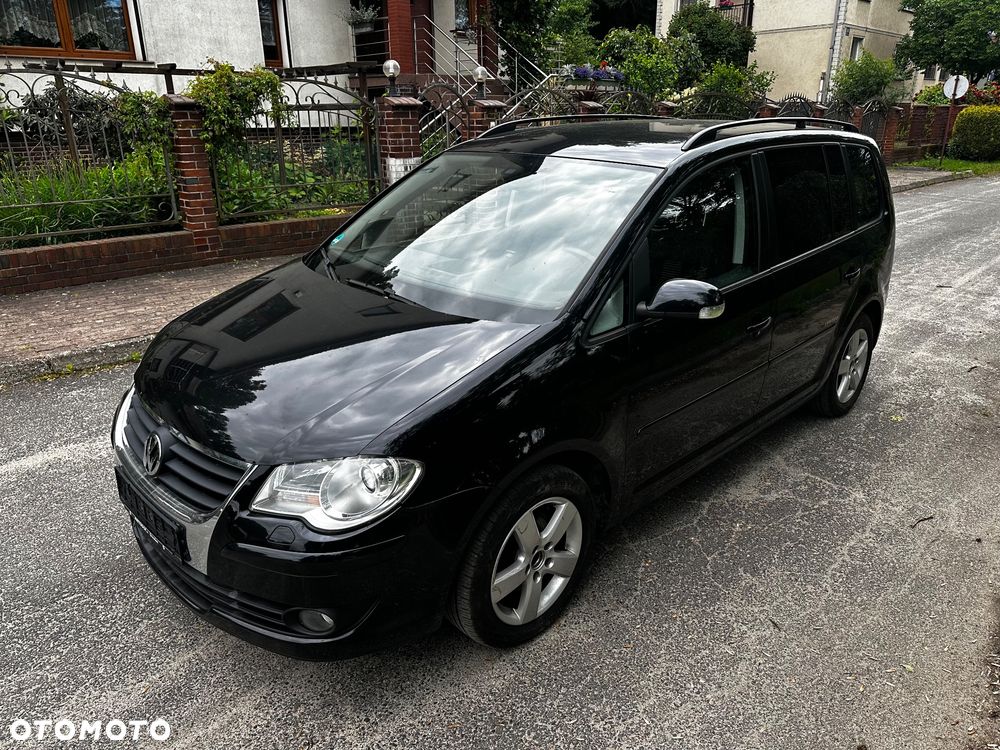 Volkswagen Touran 1.9 TDI DPF DSG Trendline - 5