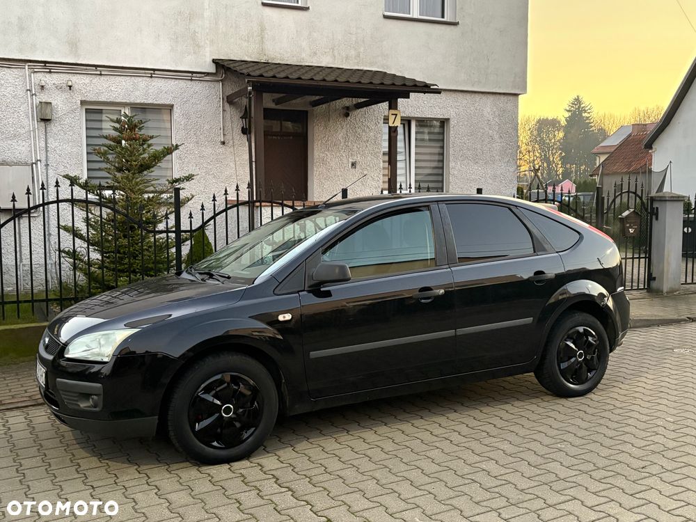 Ford Focus 1.6 Trend - 10