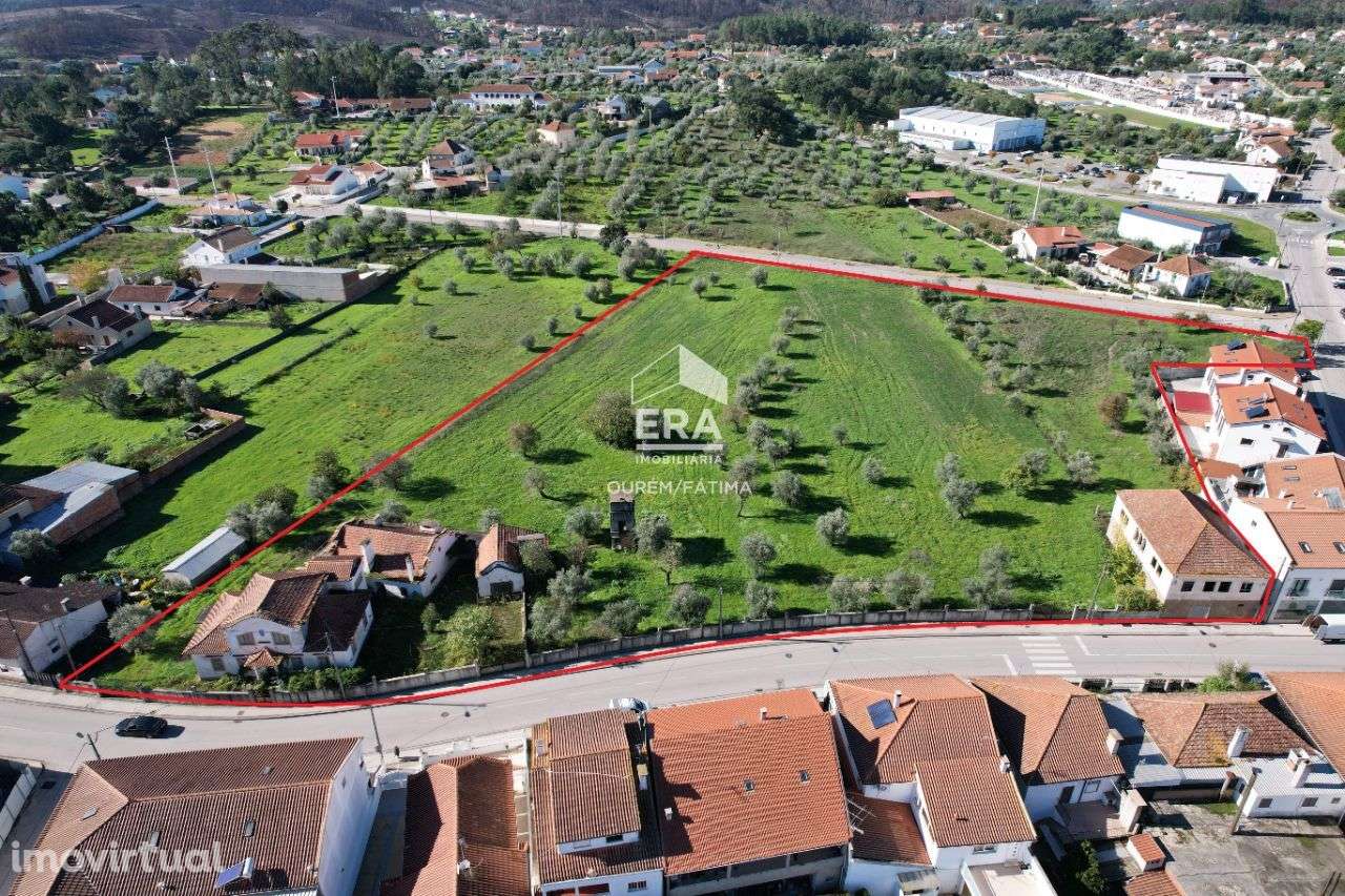 Quinta localizada na Vila da Freixianda, Ourém! - Grande imagem: 2/23