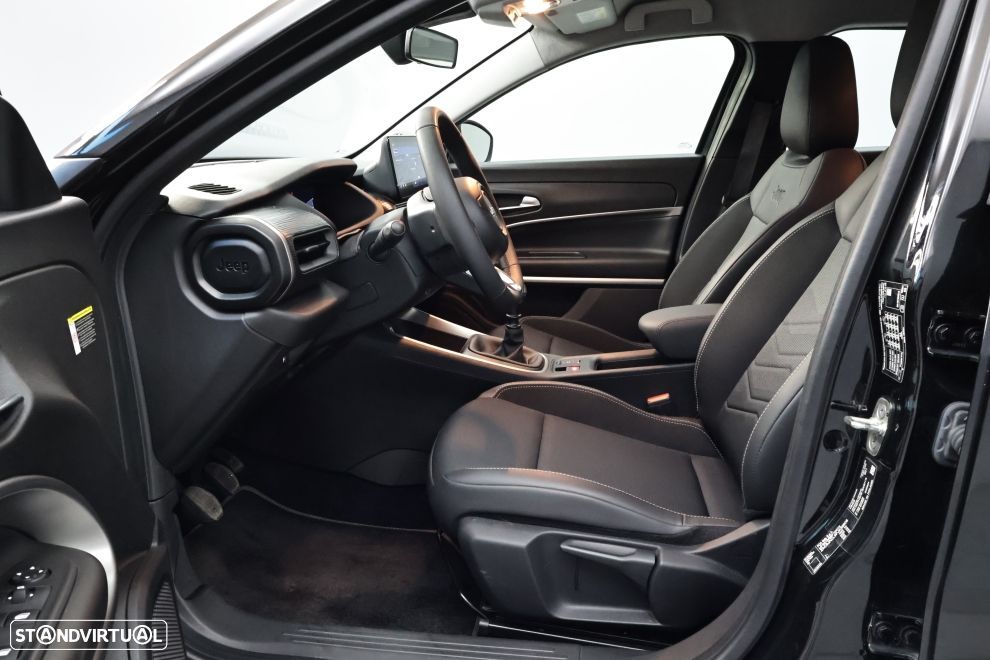 Jeep Avenger 1.2 GSE T3 Altitude - 23