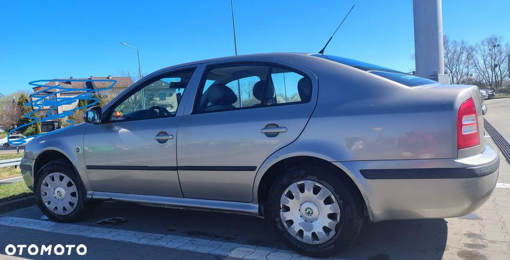 Skoda Octavia 1.6 Classic EU5 - 1
