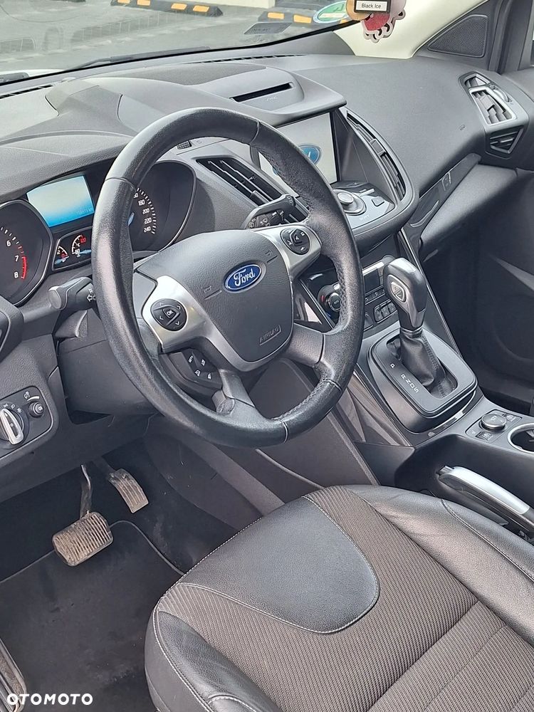 Ford Kuga 1.5 EcoBoost 4x4 Titanium - 11