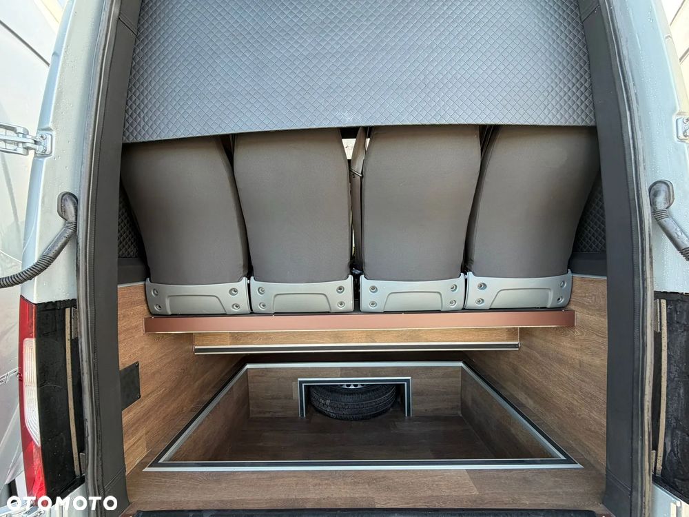 Mercedes-Benz Sprinter 519 - 9