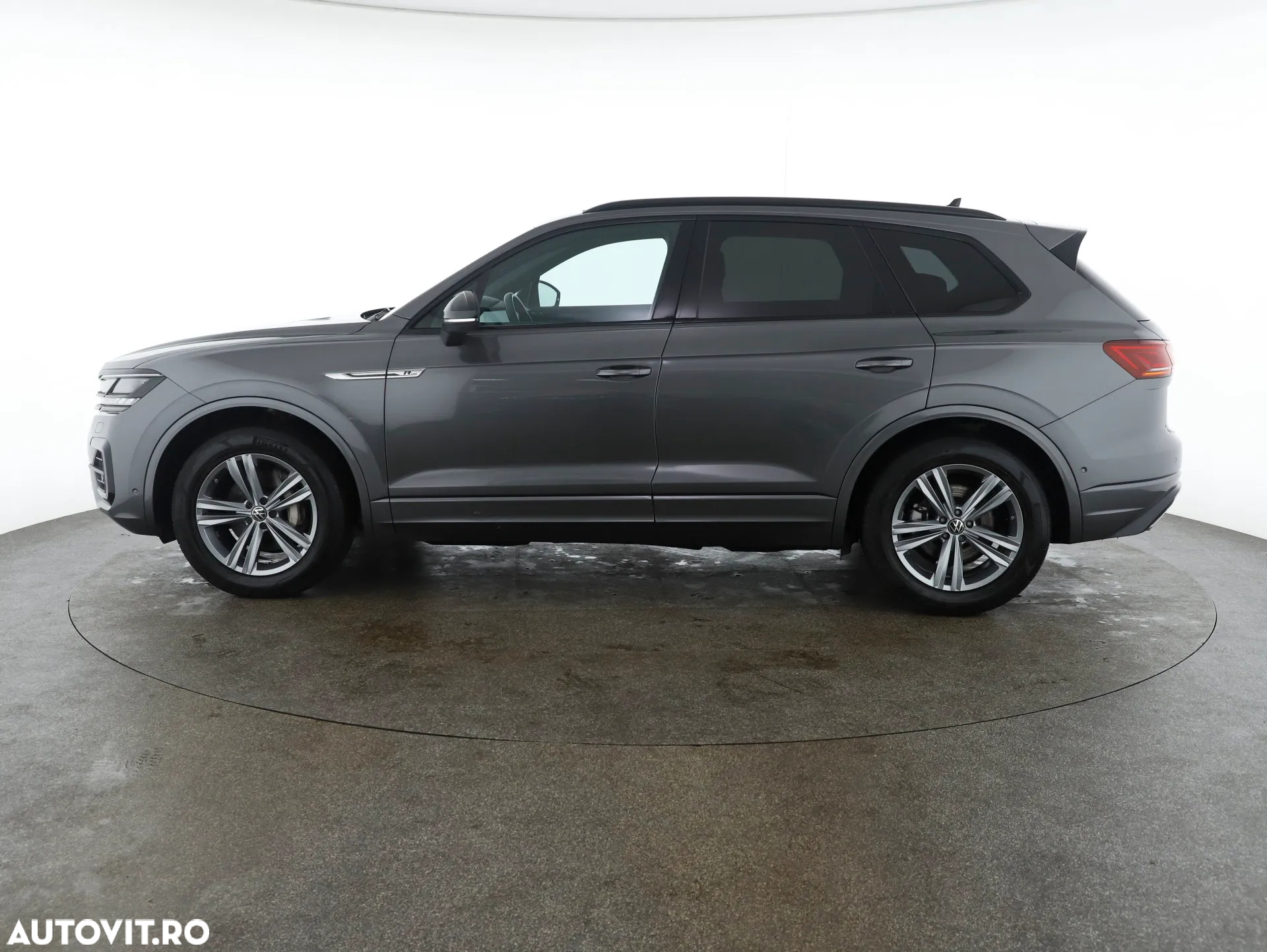 Volkswagen Touareg 3.0 V6 TDI 4Motion DPF Automatik R-Line - 2