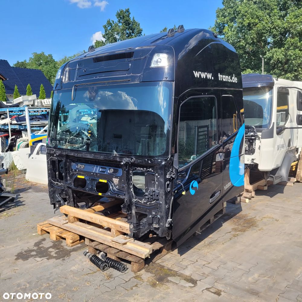 KABINA VOLVO FH4 FH5 XL 2023R - 1