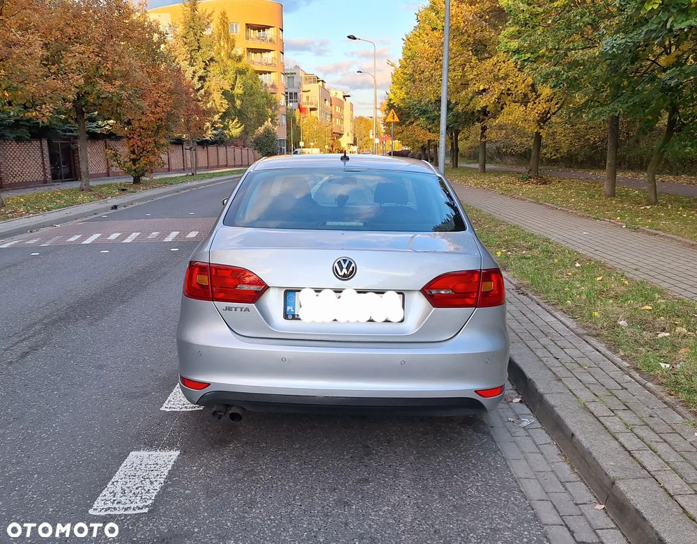 Volkswagen Jetta 1.4 TSI Comfortline - 6