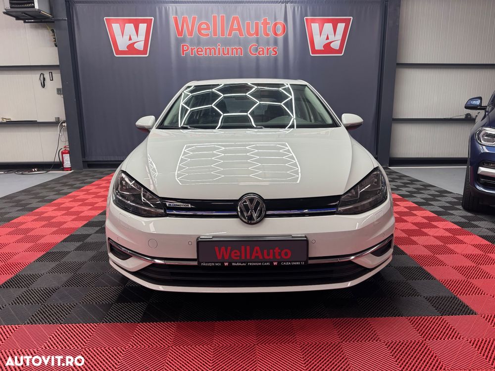 Volkswagen Golf 1.5 TGI BlueMotion DSG Trendline - 1
