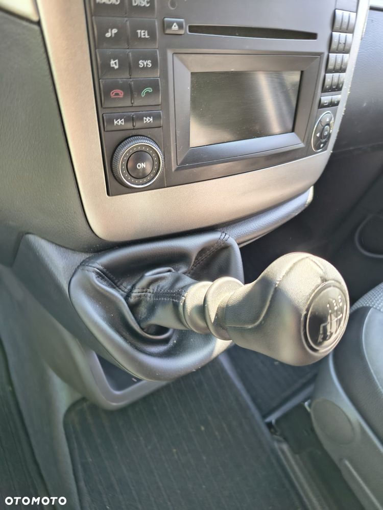 Mercedes-Benz Vito - 13