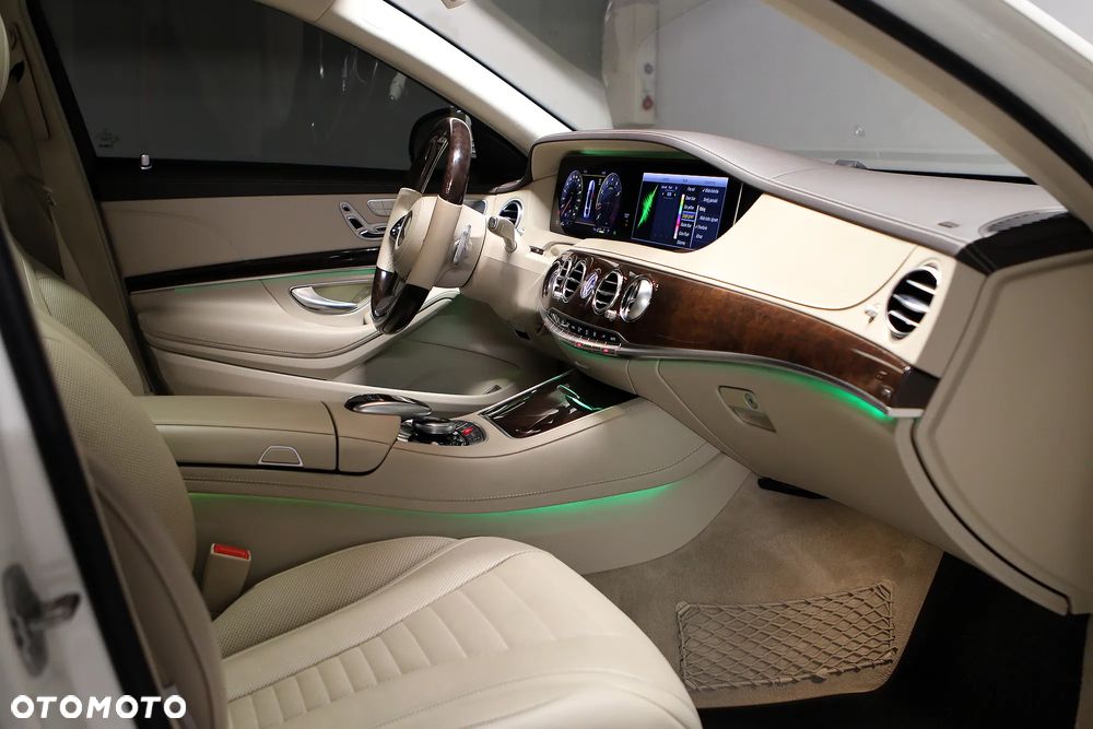 Mercedes-Benz Klasa S 560 L 9G-TRONIC - 25