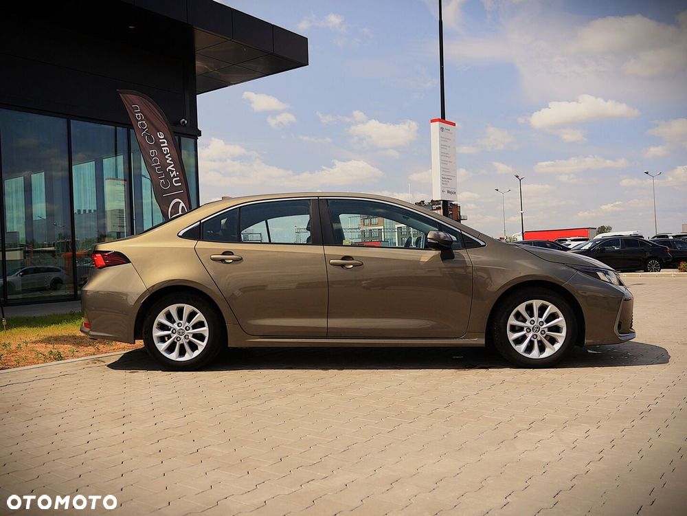 Toyota Corolla - 5