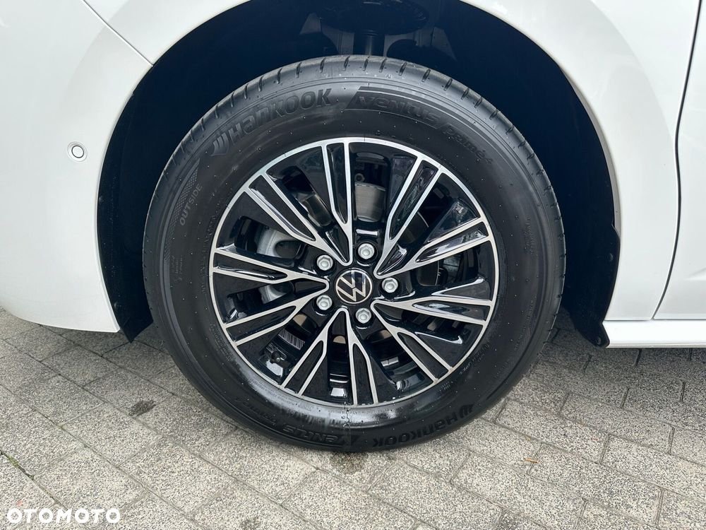 Volkswagen california Nowa California Beach silnik: 2,0 l TDI SCR 150 KM / skrzynia biegów: 7-biegowa DSG rozstaw osi: 3124 mm - 29