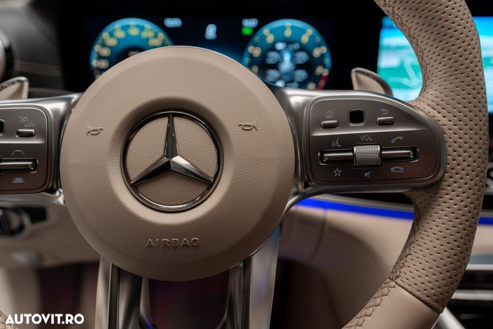 Mercedes-Benz AMG GT 4-door Coupe - 16