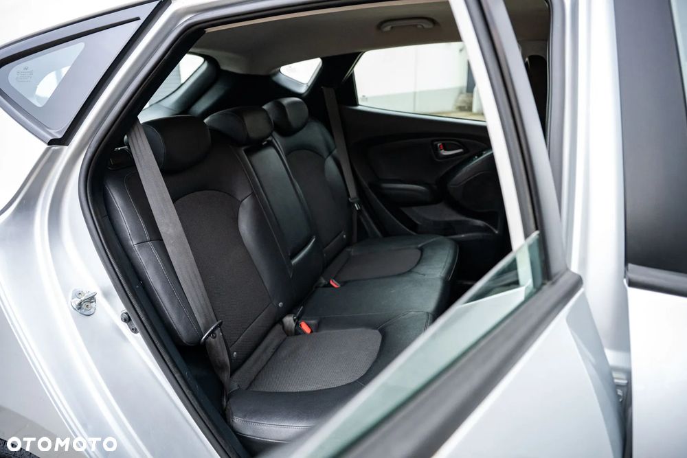 Hyundai ix35 1.7 CRDi 2WD blue Finale - 19