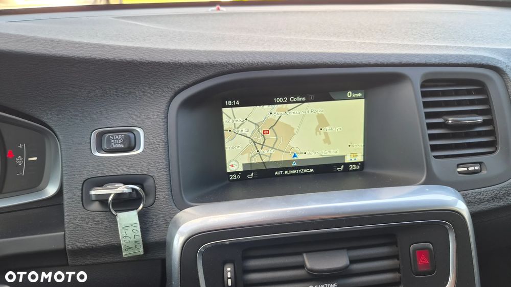 Volvo V60 D2 Kinetic - 13