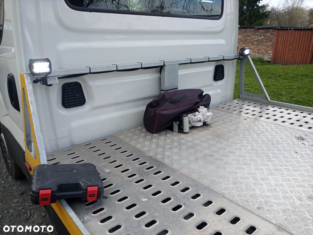 Iveco 35s14 autolaweta Daily - 11