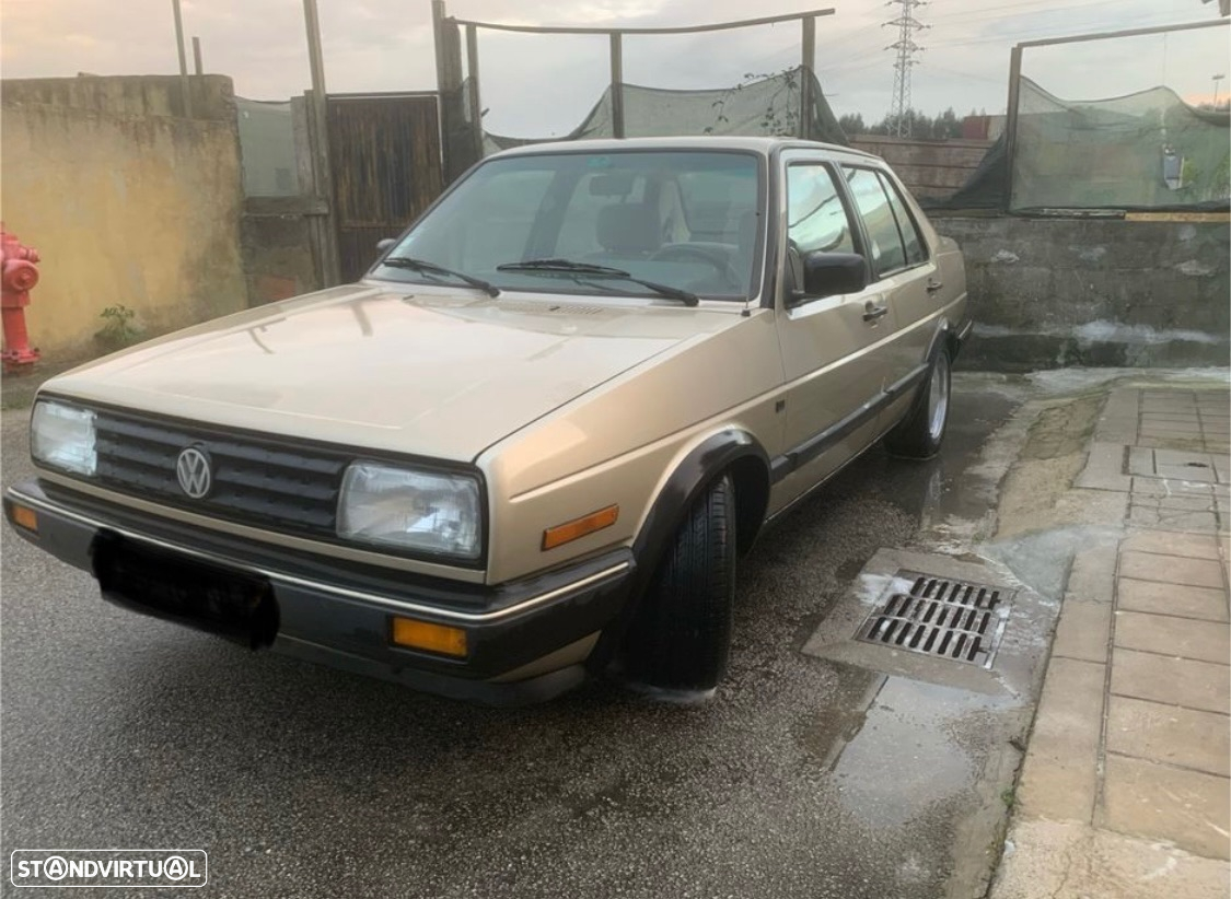 VW Jetta 1.6 CL - 4