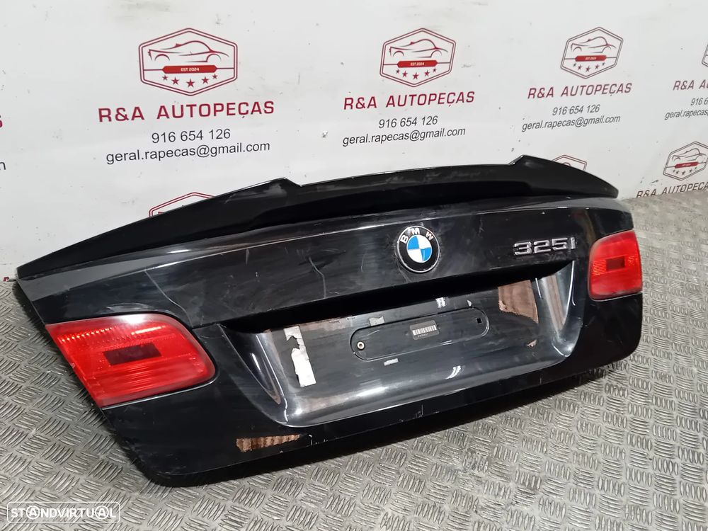 Tampa Porta Mala BMW Série 3 E92 Original - 6