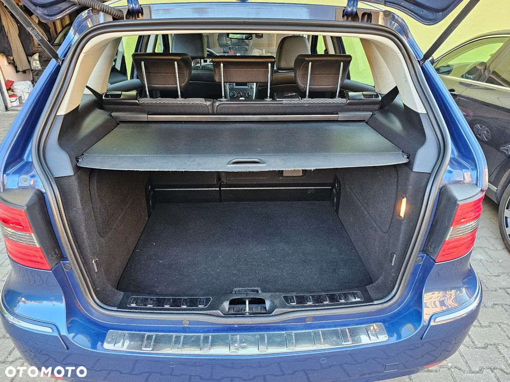 Mercedes-Benz Klasa B 180 CDI DPF Special Edition - 28