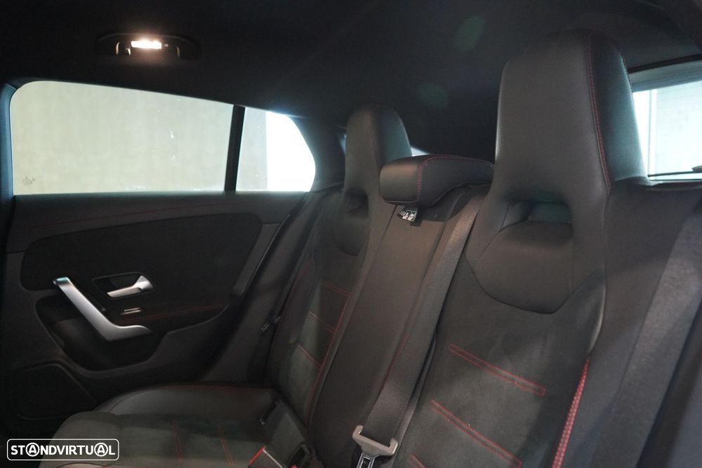 Mercedes-Benz CLA 180 - 17