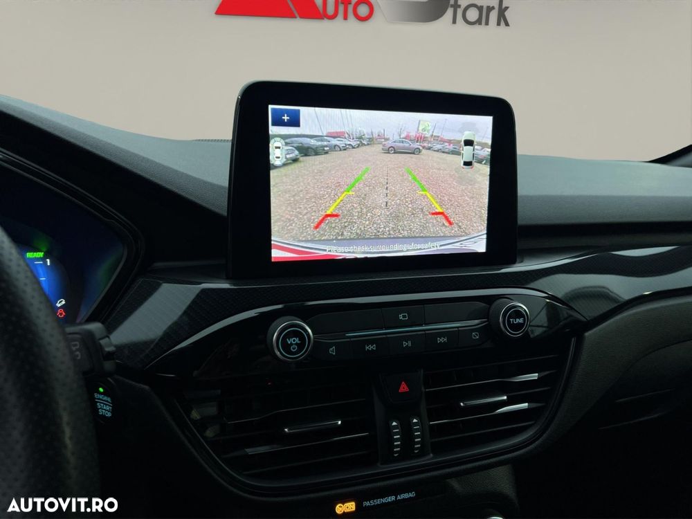 Ford Kuga 2.5 Duratec FHEV FWD ST Line - 28