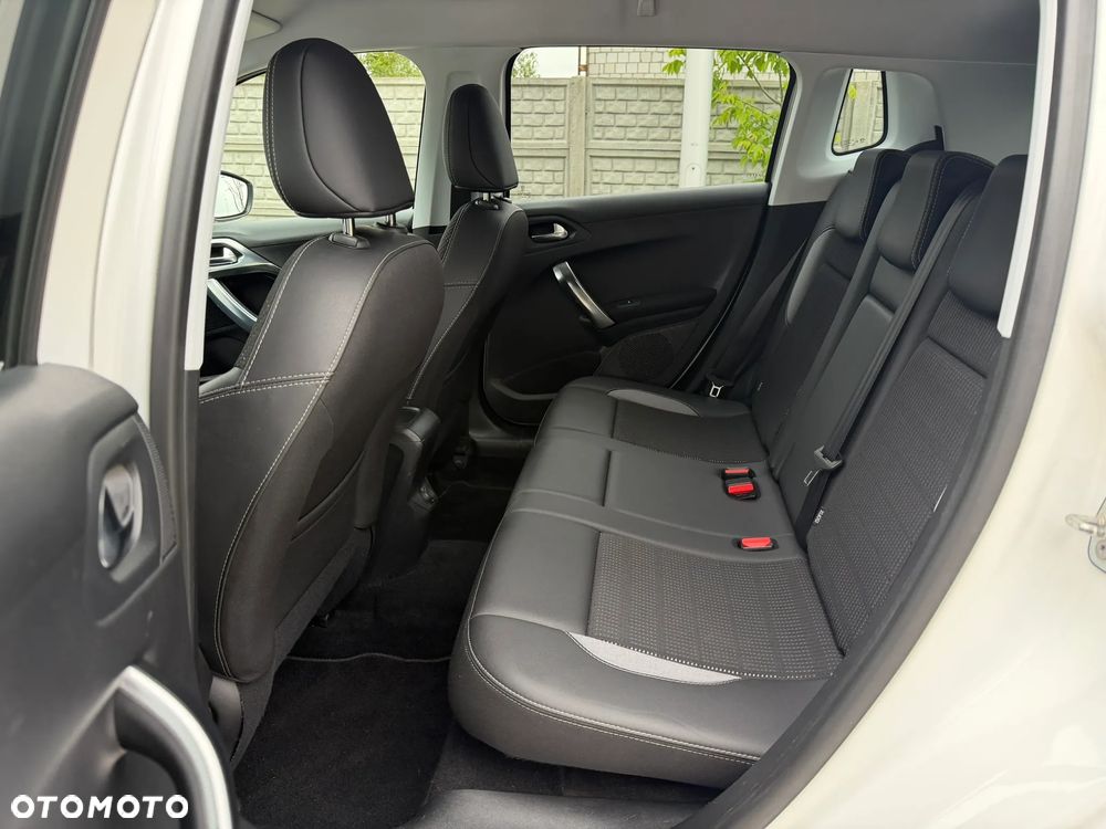 Peugeot 2008 PureTech 110 Stop&Start Allure - 31