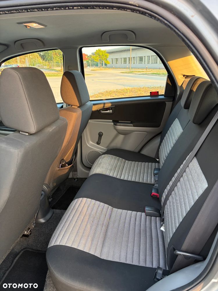 Suzuki SX4 1.6 Comfort 4WD - 3