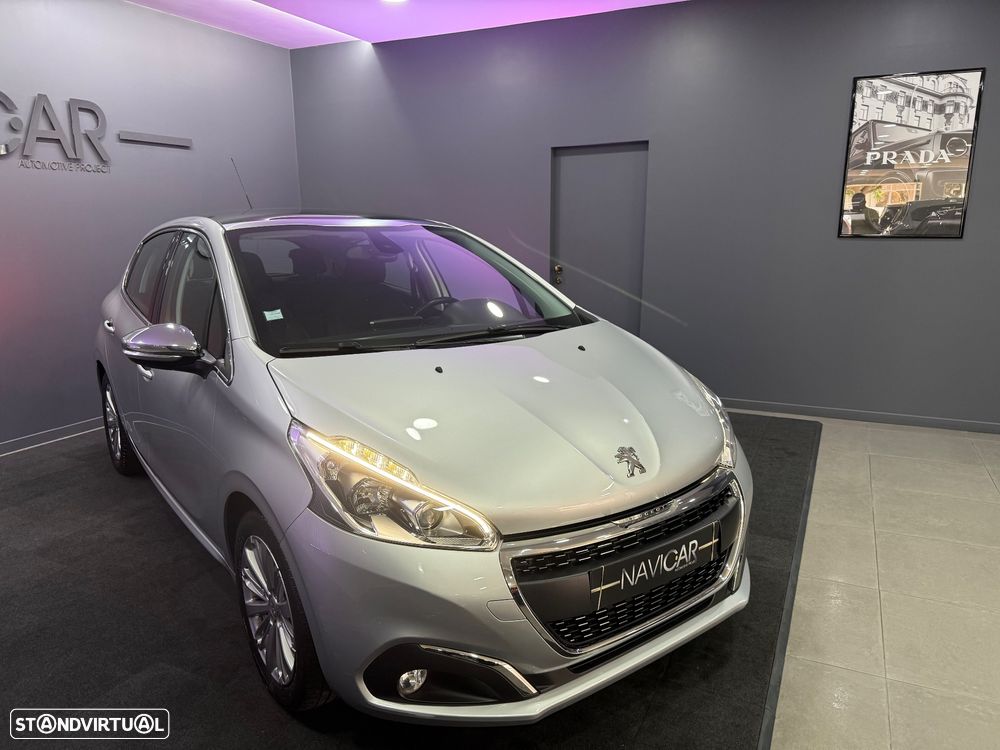 Peugeot 208 PureTech 82 Start & Stop Allure - 33
