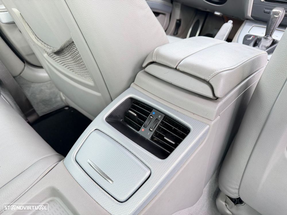 BMW 320 d Coupe Auto - 31